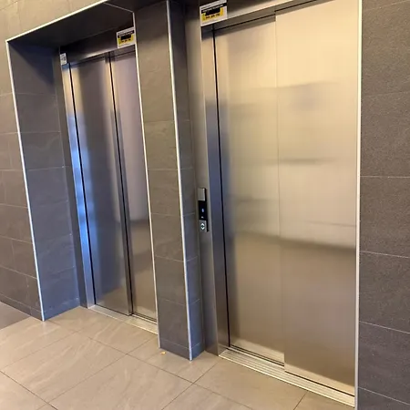 Promenada Praga ワルシャワ