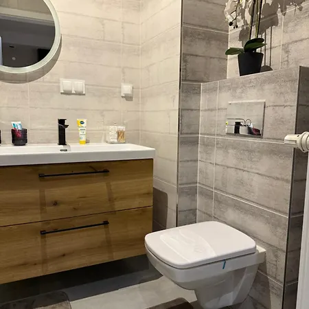 Promenada Praga * ワルシャワ