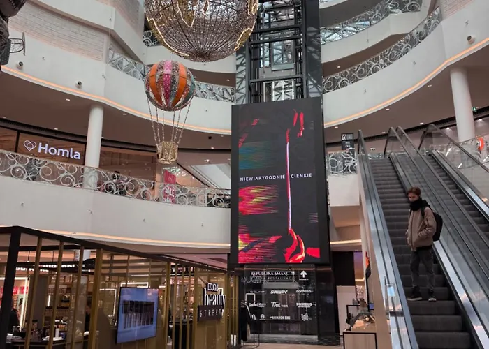 Promenada Praga * Warsaw